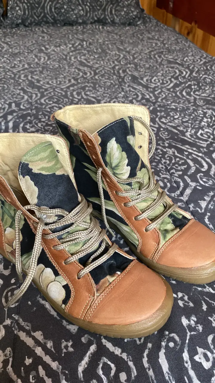 Botines de cuero y tela floral Ampola & Canoa - 1