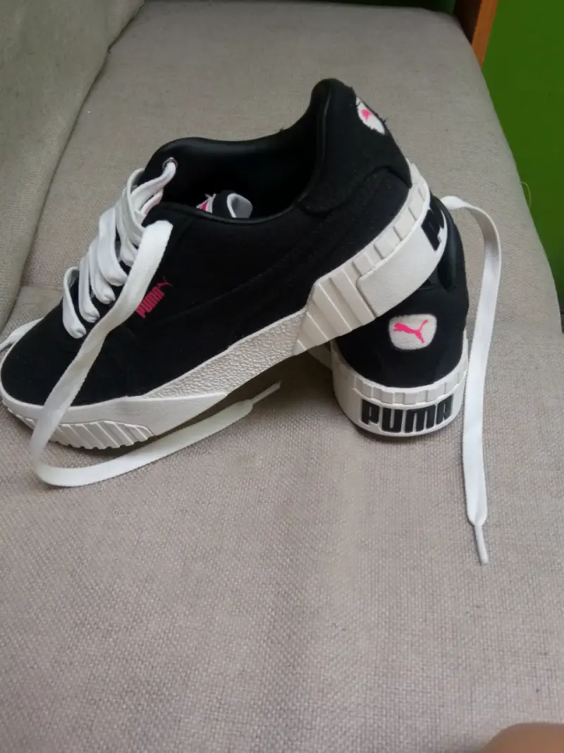 Zapatillas deportivas negras Puma para mujer - 1
