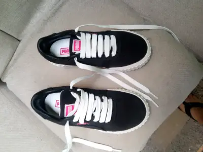 Zapatillas deportivas negras Puma para mujer - miniatura 3