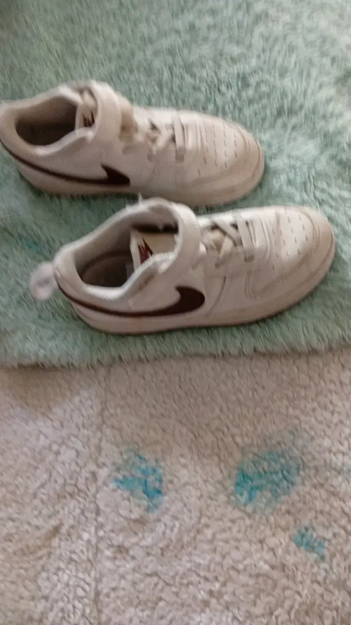 Zapatillas deportivas blancas para niños - 1