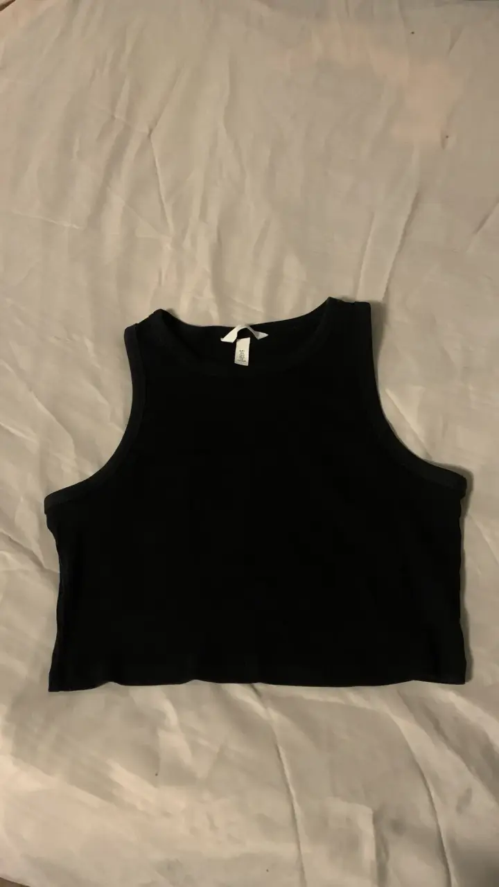 CLOSET SALE !! - 2