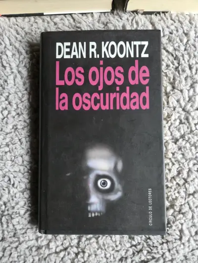 Libro 'Los Ojos de la Oscuridad' de Dean R. Koontz - miniatura 1