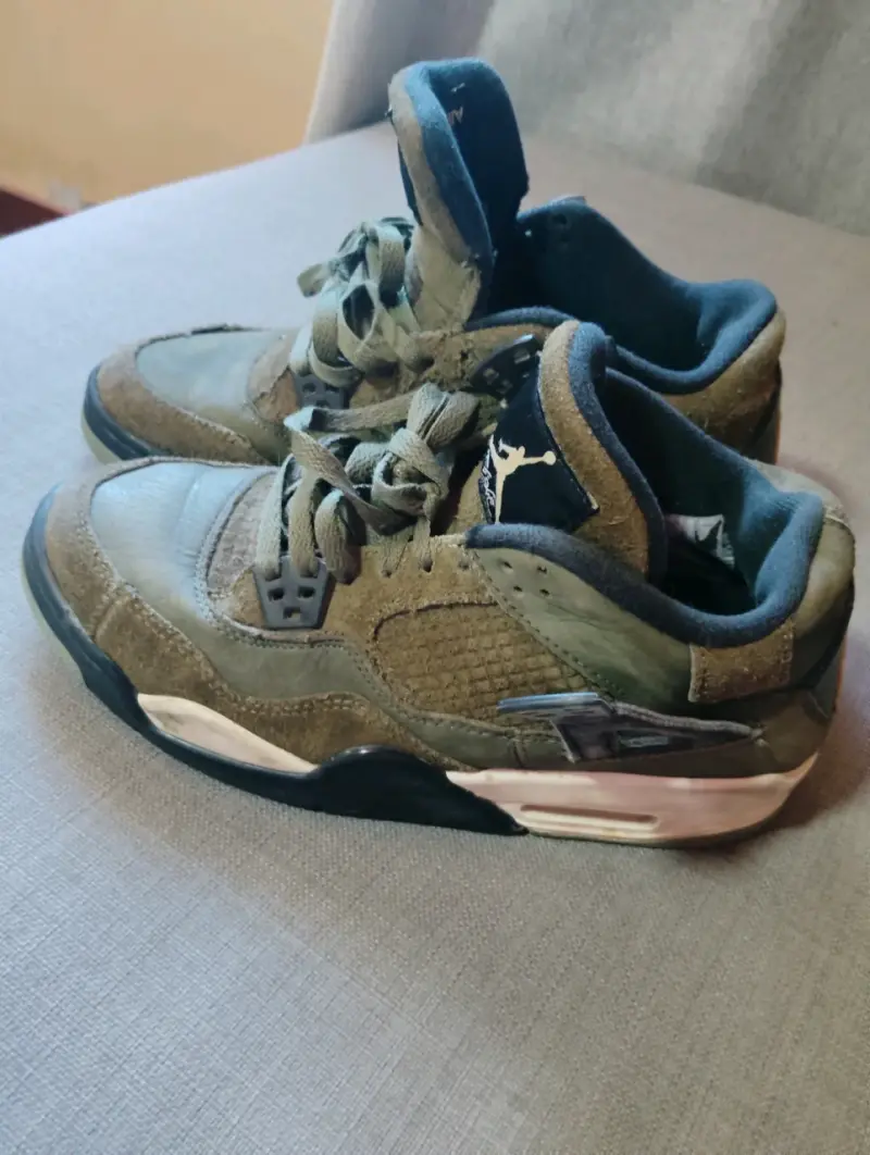 Zapatillas Air Jordan 6.5Y verde oliva - 1