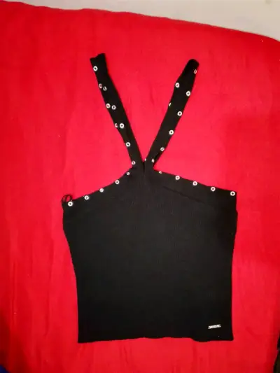 Sale closet, ropa de verano. Todo por 35 Lucas. - miniatura 5