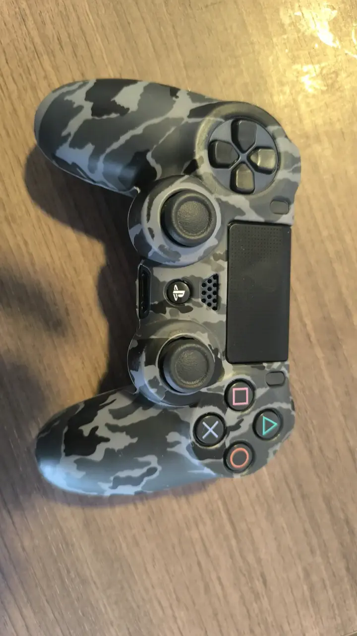 Control PS4 DualShock 4 azul y funda camuflaje - 2