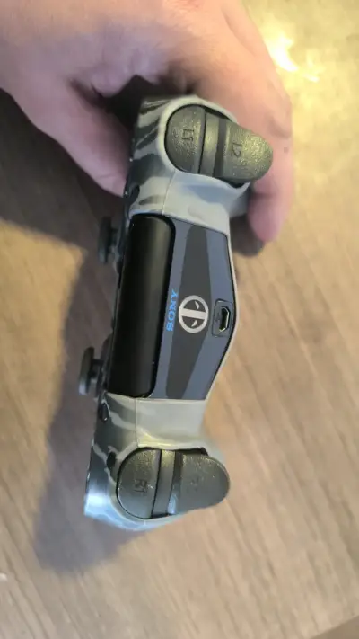 Control PS4 DualShock 4 azul y funda camuflaje - miniatura 3