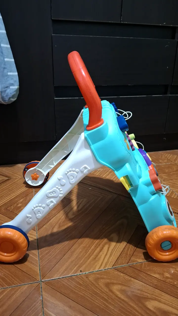 Andador de aprendizaje Playgro para bebés - 4