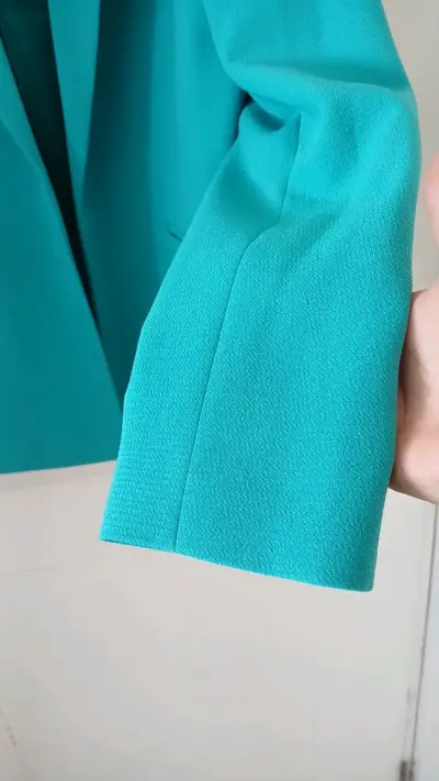 Blazer iO  turquesa elegante para mujer temporada - miniatura 3