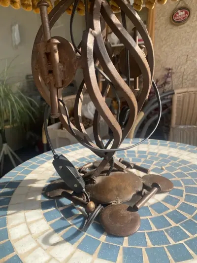 Lámpara de mesa vintage con pantalla beige - miniatura 4