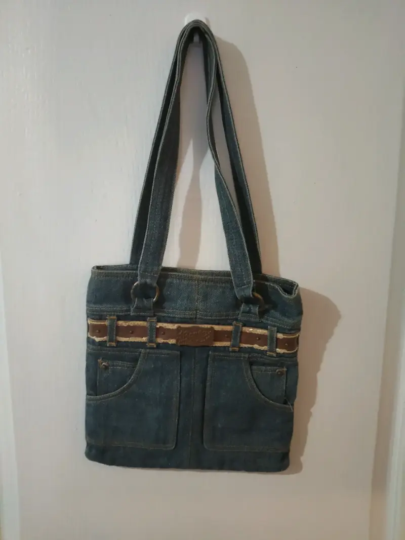 Bolso de mezclilla con diseño de jeans - 1
