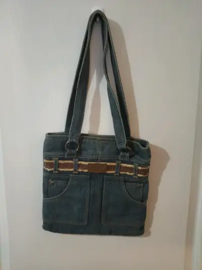 Bolso de mezclilla con diseño de jeans - miniatura 1
