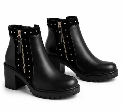 Botines negros con tachas y cierre lateral - miniatura 1