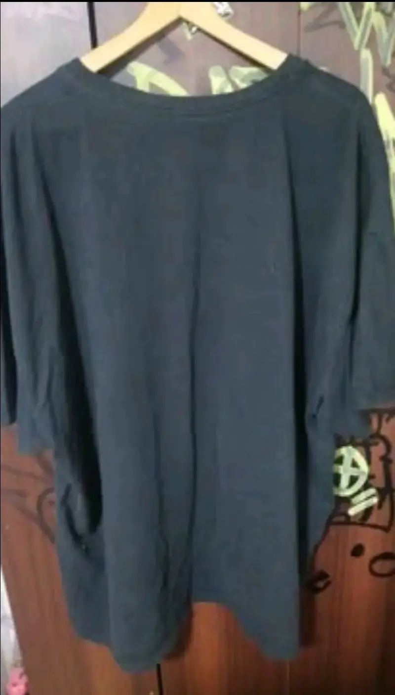 Polera negra de lobos xxxl - 2