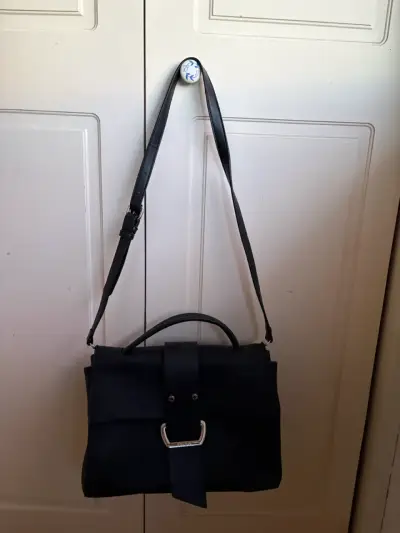 Carteras en excelente estado - miniatura 1
