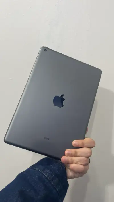 iPad Apple 9na generación 10.2 - miniatura 1