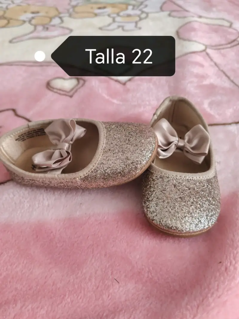 Zapatos de niña talla 23 negros con detalle floral - 2