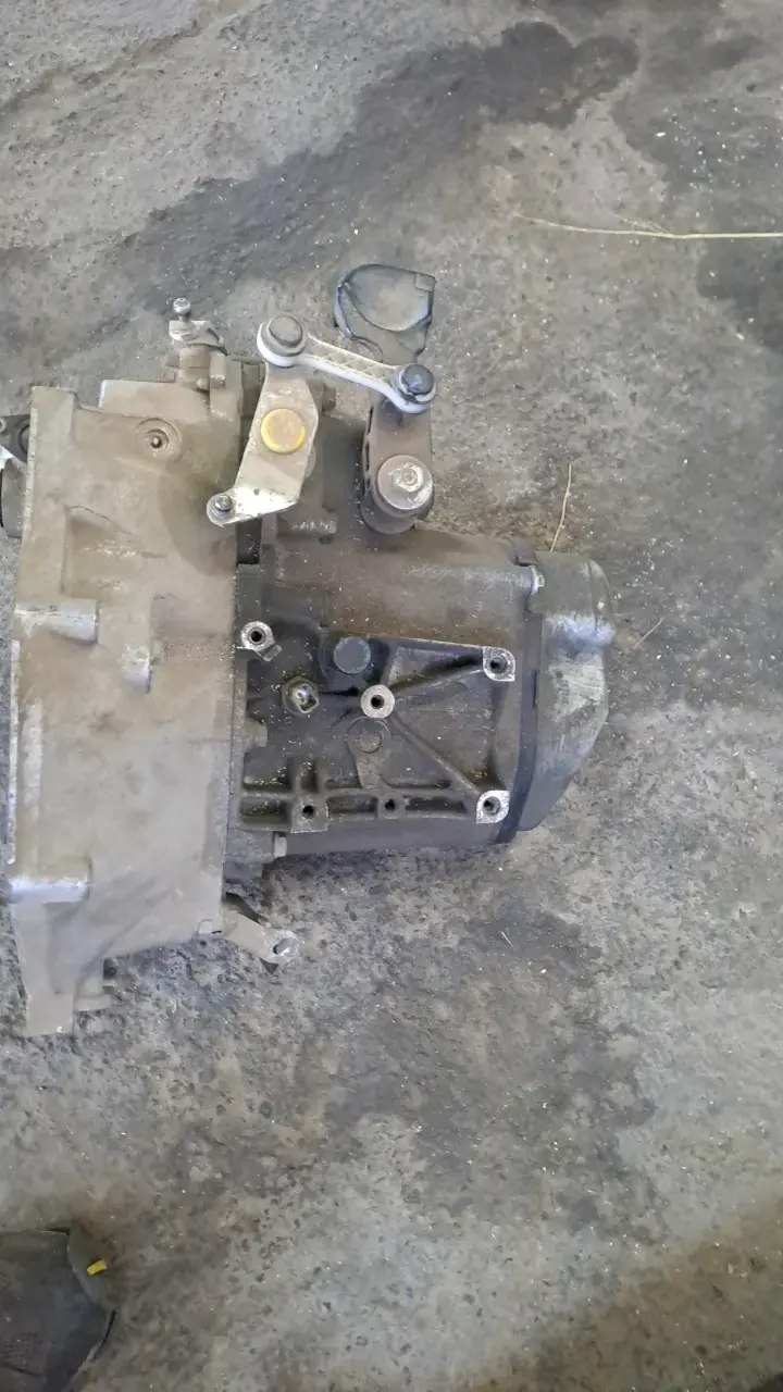 Caja de cambios manual  usada Peugeot y Citroën - 2