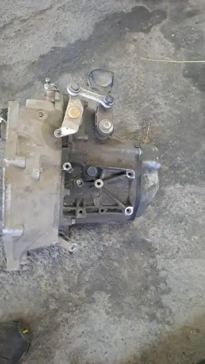 Caja de cambios manual  usada Peugeot y Citroën - miniatura 2