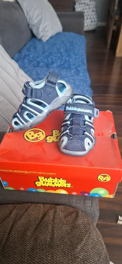 Zapatillas y chalitas - miniatura 5
