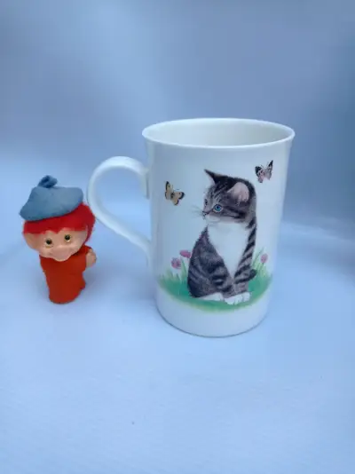 Taza de porcelana con diseño de gato - miniatura 2
