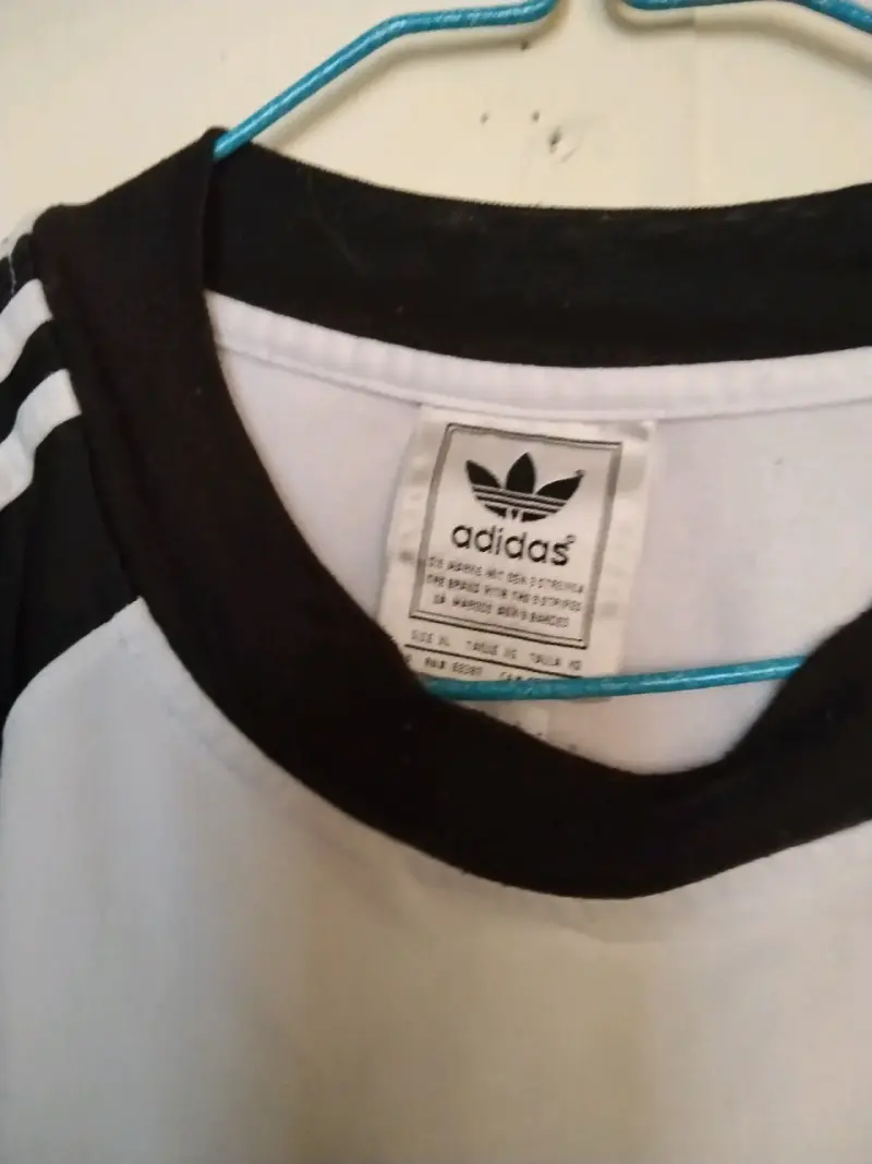 Polera Adidas blanca y negra de manga larga - 1