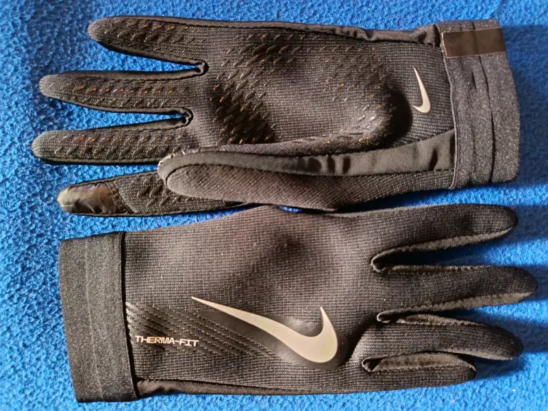 Guantes térmicos negros Nike Therma-Fit - 3