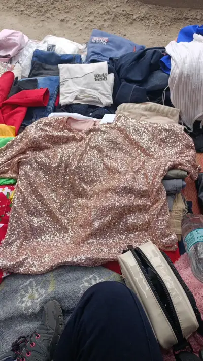 Traje típico colorido para niño - miniatura 5