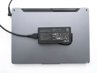 ASUS TUF Gaming F15 - i5 / GTX 1650 / 144 Hz - miniatura 2