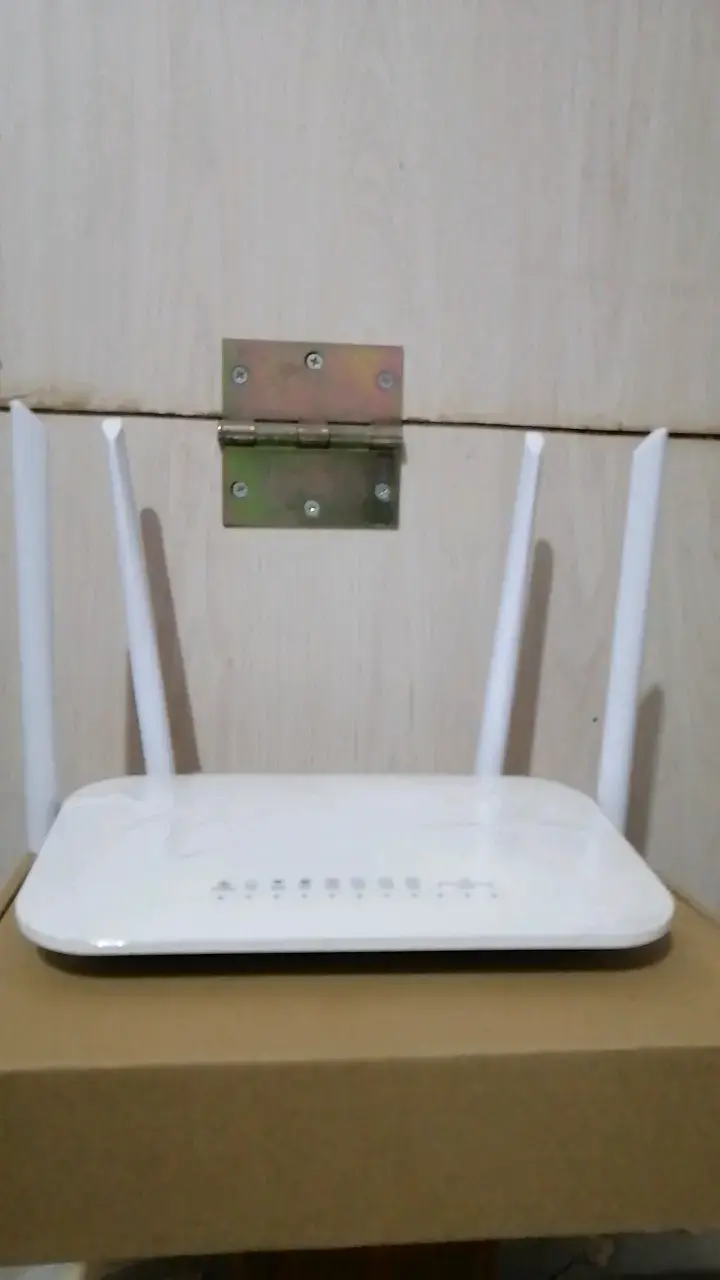 Router WiFi LTE C20E con 4 antenas - 1