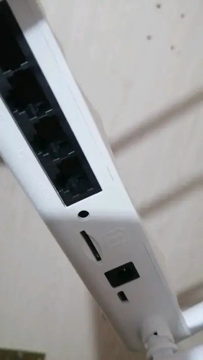 Router WiFi LTE C20E con 4 antenas - miniatura 4