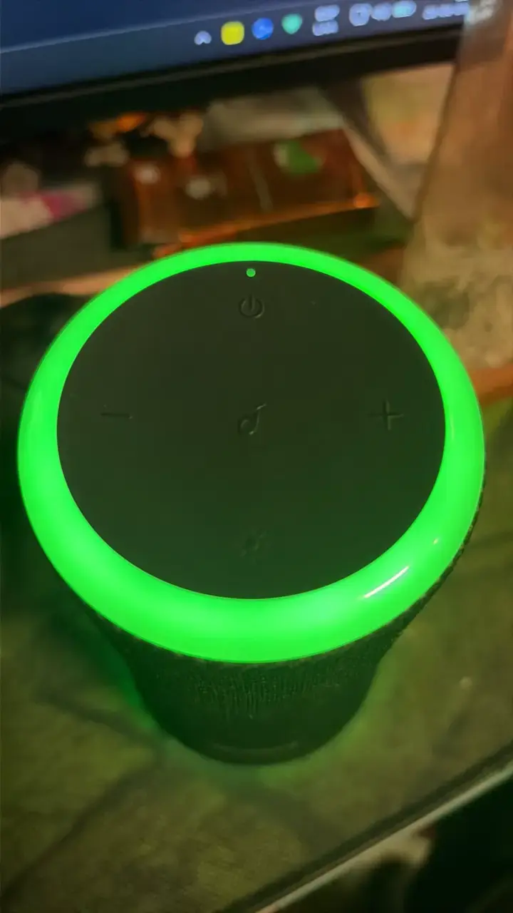Parlante Bluetooth Soundcore Flare 2 luces LED - 2