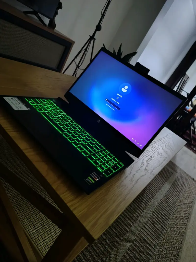 Laptop HP Pavilion Gaming Ryzen 7 GTX1650TI - 5