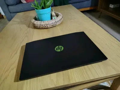 Laptop HP Pavilion Gaming Ryzen 7 GTX1650TI - miniatura 6