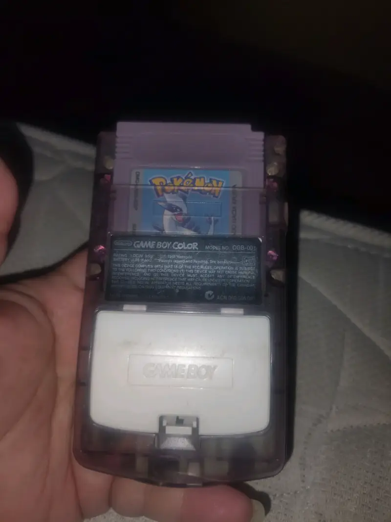 Consola portátil Game Boy Color con juego Pokémon - 2