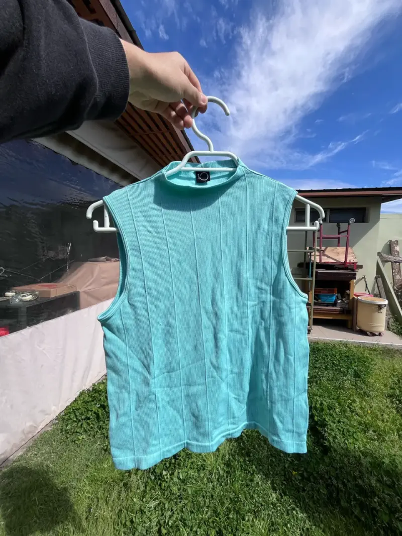 Polera sin mangas