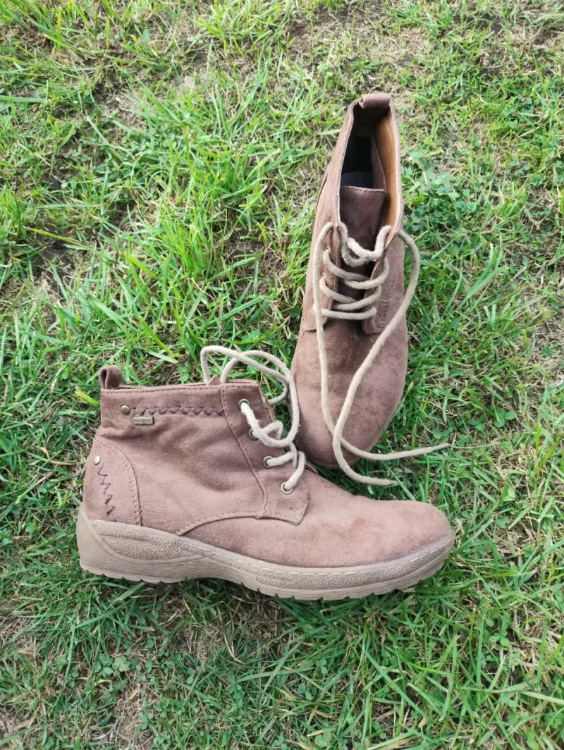 Botines de gamuza marrón para mujer