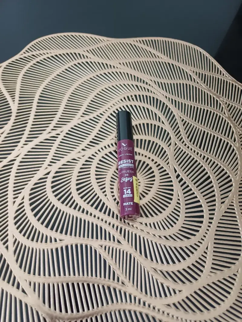 Labial Líquido Mate Vogue Resist 14 Horas