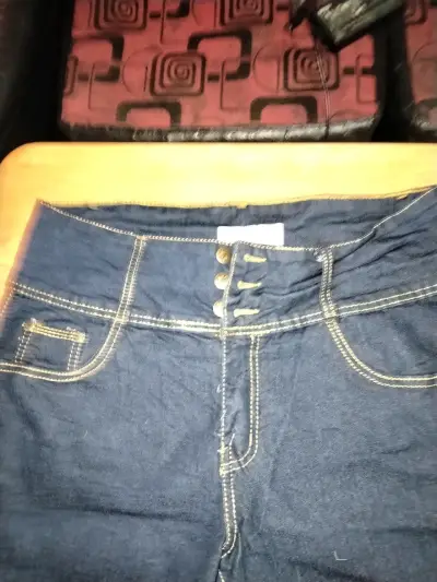 Jeans de mujer azul oscuro - miniatura 1