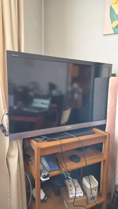 Televisor Sony Bravia 40 pulgadas - miniatura 3