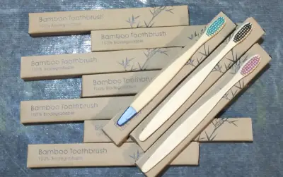 Cepillo de Dientes de Bambú Biodegradable - miniatura 1