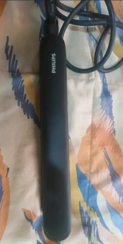 Plancha de Pelo Alisadora Negra - miniatura 2