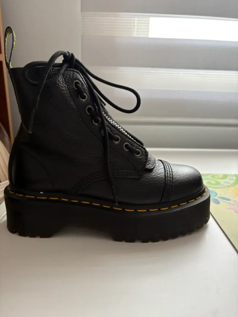 Botas negras de cuero Dr. Martens con plataforma - 2