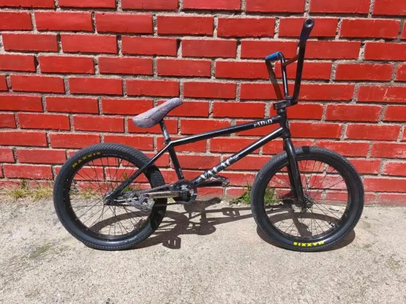 Bicicleta BMX Negra Valac Usada - 1