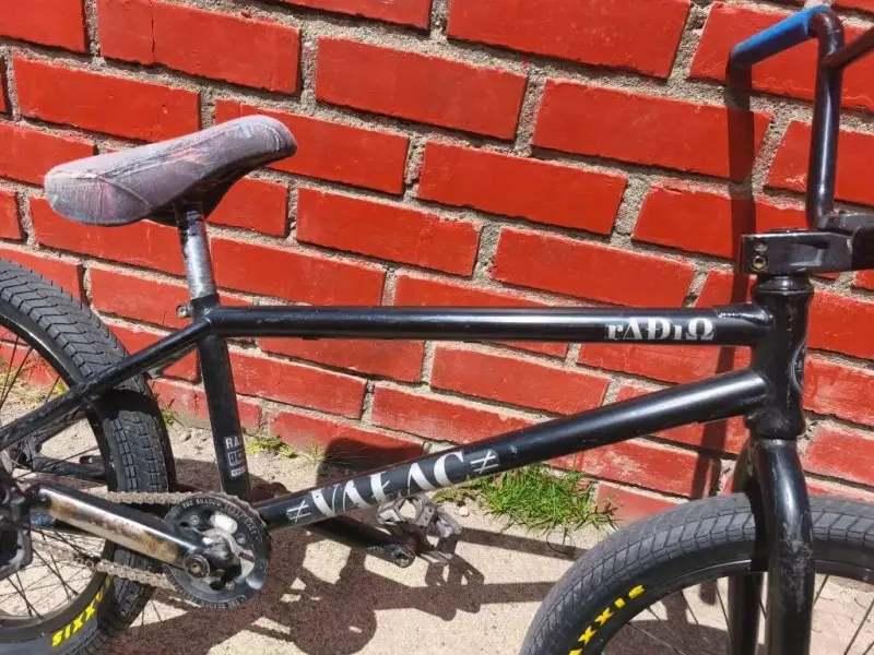 Bicicleta BMX Negra Valac Usada - 2