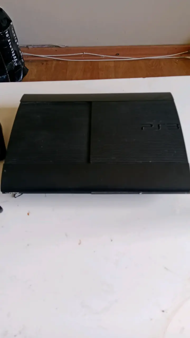 Consola PS3 300 gigas con magia. - 1