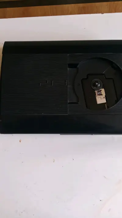 Consola PS3 300 gigas con magia. - miniatura 3