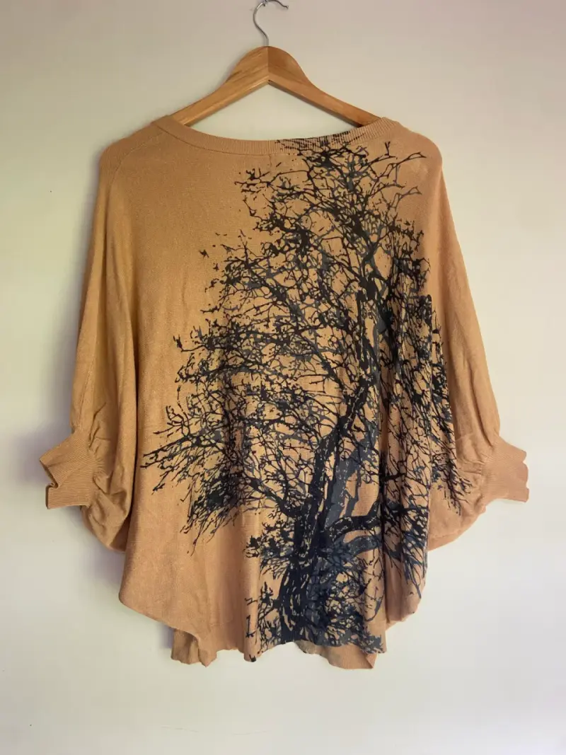 Suéter beige con diseño de árbol para mujer - 2