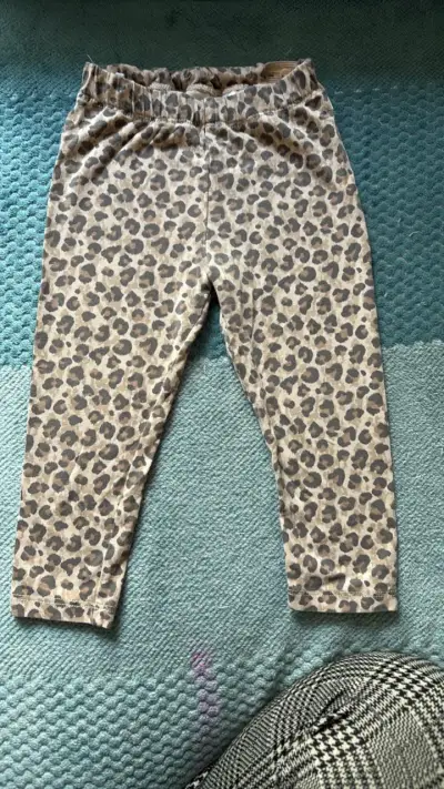 Leggings de leopardo H&M 9-12 meses - miniatura 1