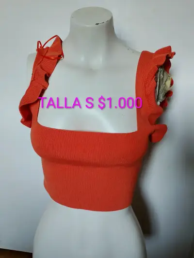 Blusa roja con volantes talla m - miniatura 1