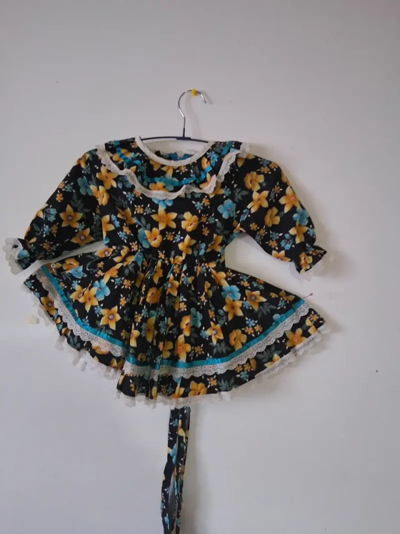 Vestido cueca infantil floral con encaje - 2